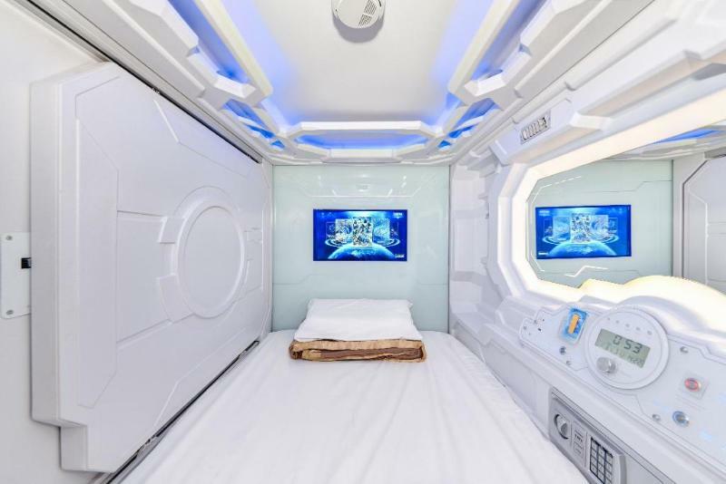 Space Q Capsule Hotel Sydney Exteriör bild